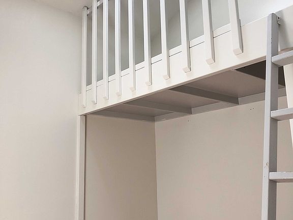 3rd image of 2905 Bronxwood Ave #2