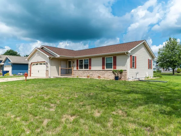 3804 Braemore Dr, Janesville, WI 53548