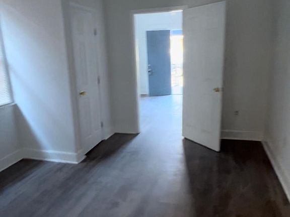 4th image of 2905 Pauger St #2907