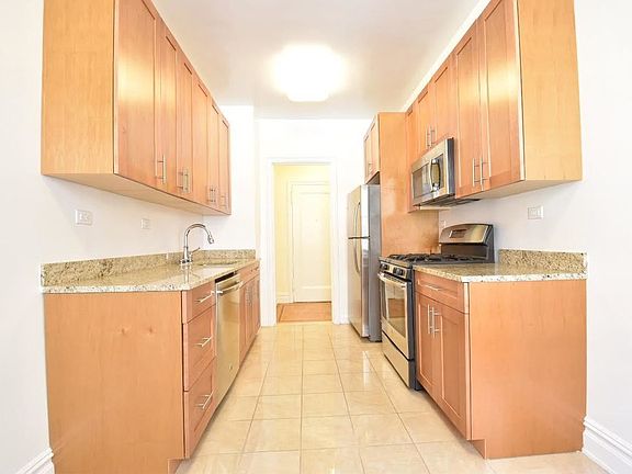 4th image of 340 E 57th St APT 5D