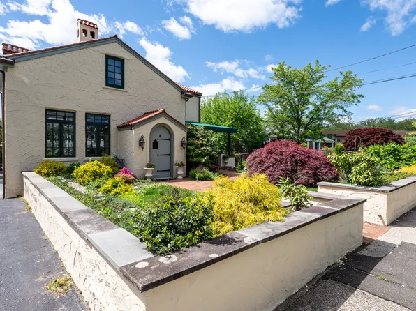 306 Hubbard Avenue, Stamford, CT 06905