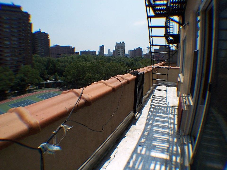 1st image of 35 Essex St APT 7C
