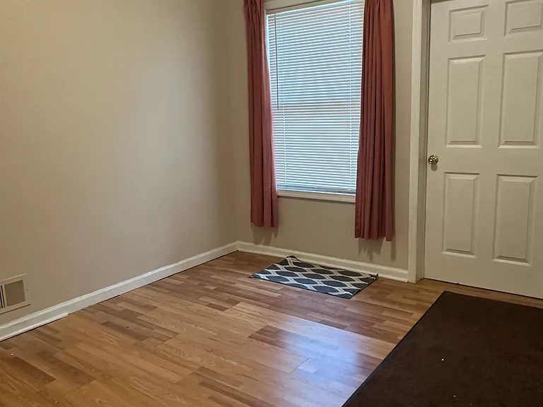 154 Maple Ave #1 — Photo 10