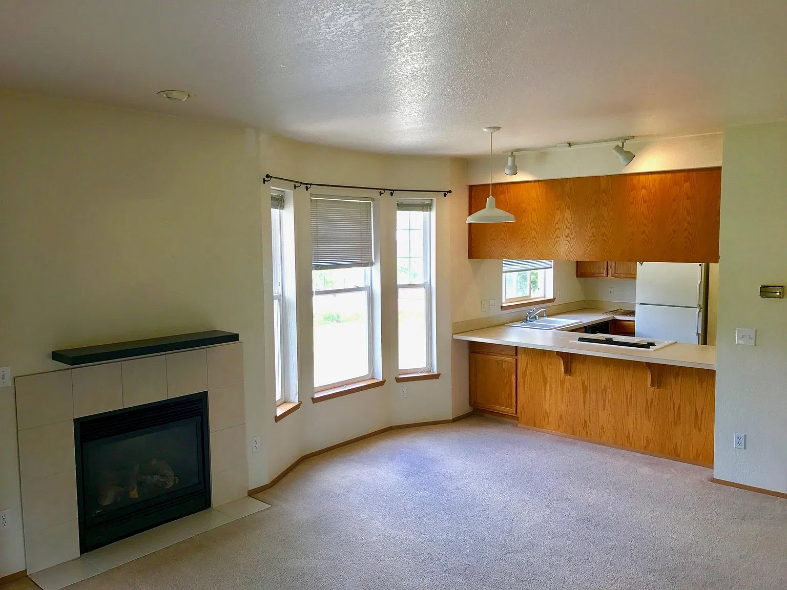 602 13th Ave SE — Photo 2