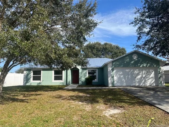 522 SW South Quick Cir, Port Saint Lucie, FL 34953