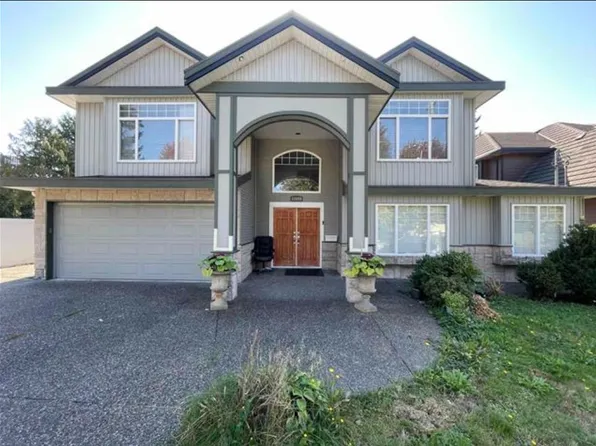 13494 98a Ave, Surrey, BC V3T 1C8