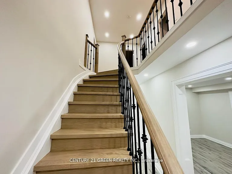24 Sullivan Dr — Photo 21