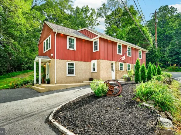 71 Concord Rd, Garnet Valley, PA 19060