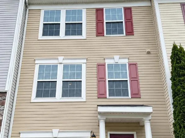 50 Ventura Way, Hedgesville, WV 25427