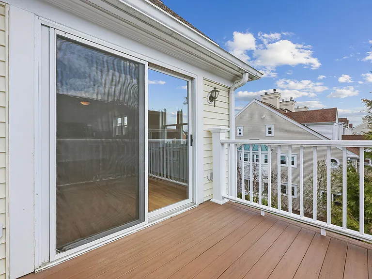 51 Forest Ave #138 — Photo 34