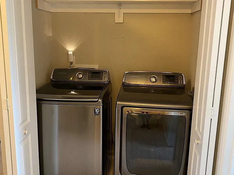 6019 Newington Pl — Photo 12