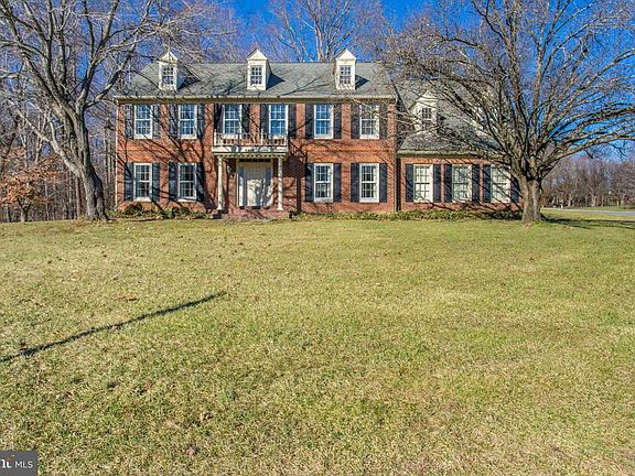 2nd image of 8408 Crosslake Dr