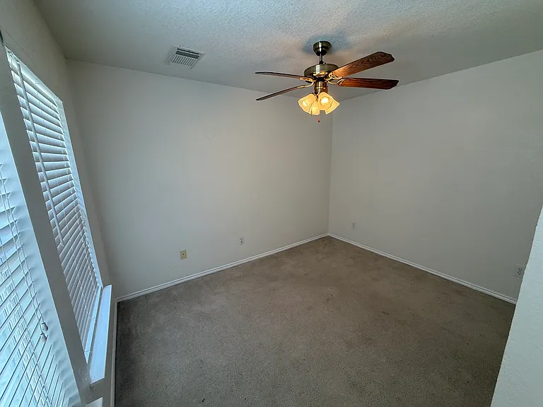 10838 Larson Cavern — Photo 30