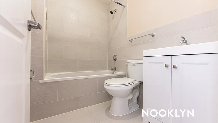 Rented by Nooklyn NYC LLC | media 17