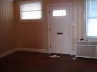 6752 Dicks Ave, Philadelphia, PA 19142
