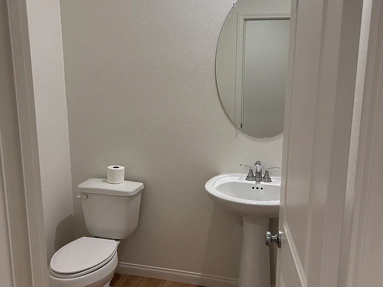 10855 Gentle Crest Ave — Photo 23