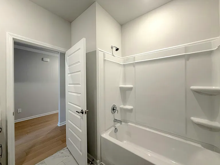 17969 Longleaf Dr — Photo 31