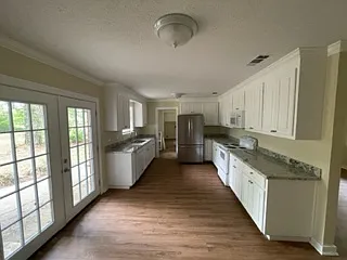 2044 Small Dr — Photo 8