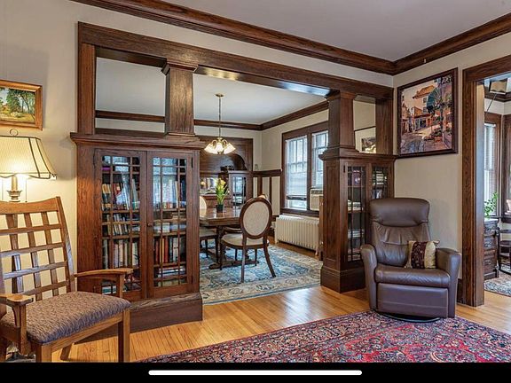 3rd image of 1554 Hague Ave APT 1