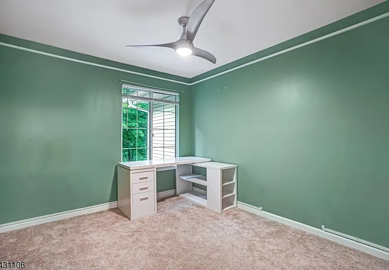 7 Sussex Ct — Photo 25