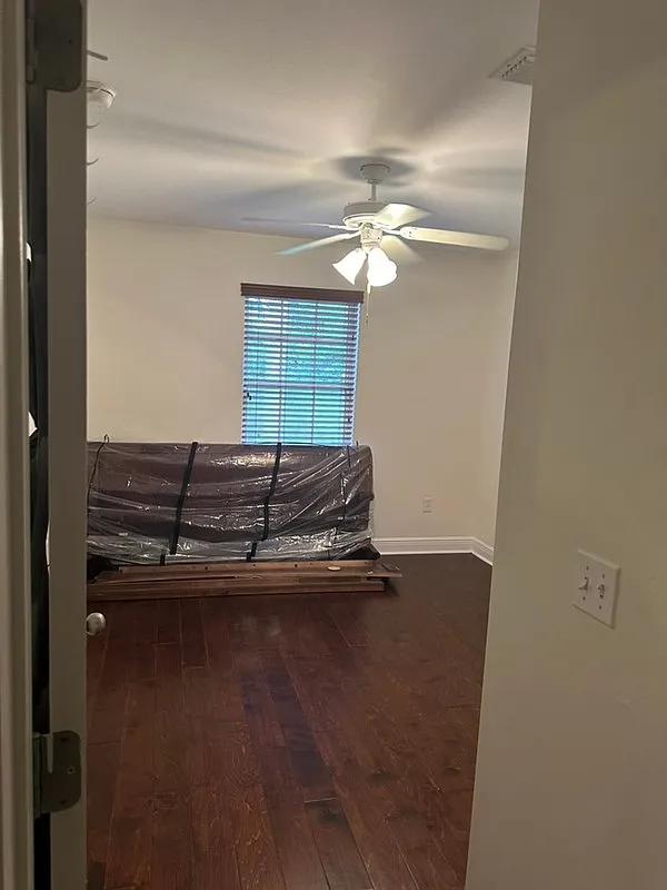 Brighton Unit 4304 — Photo 3