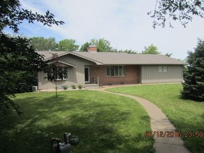 720 Brierwood Dr, Manhattan, KS, 66502