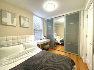 3223 S Green St FLOOR 1, Chicago, IL 60608