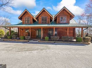 266 Slayton Gap Trl, Cleveland, GA 30528