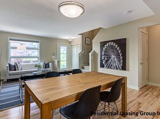 127 Aspen Hills Dr SW, Calgary, AB T3H0P9