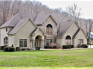 3412 Boy Scout Rd, Ashland, KY 41102