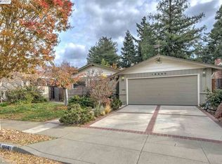 18440 Center St, Castro Valley, CA 94546