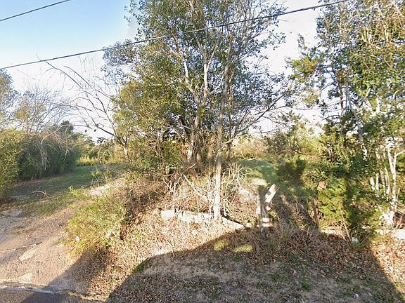 3rd image of 216 S CHERRY ST LOT 2