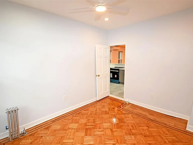 7030 66th St — Photo 3