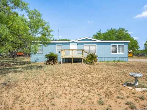 309 Mourning Dove, Floresville, TX 78114