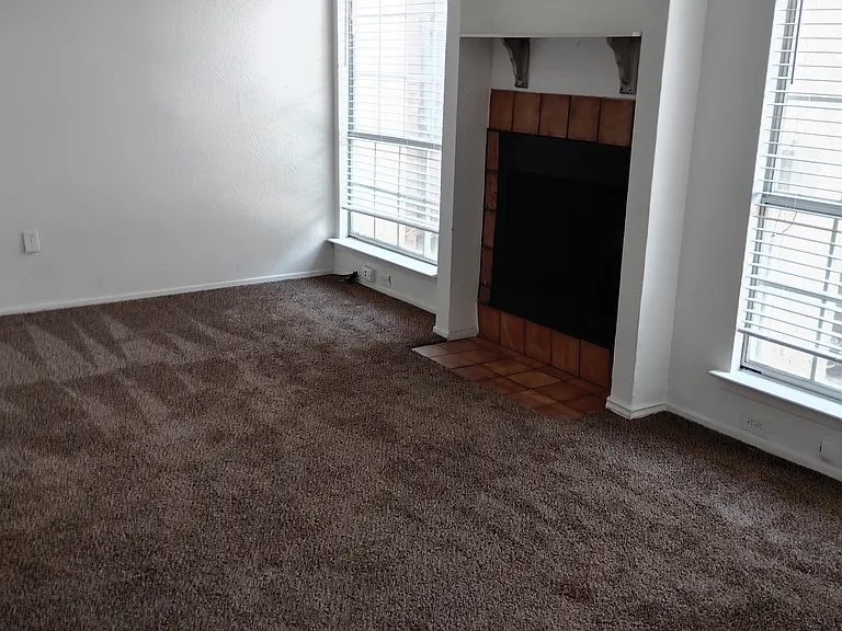 12915 Burninglog Ln — Photo 11