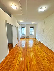 158 1st Avenue, #11