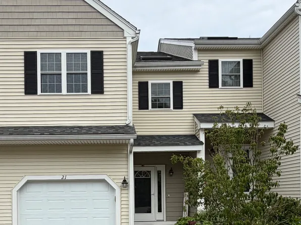 21 Azalea Ln, Grafton, MA 01519
