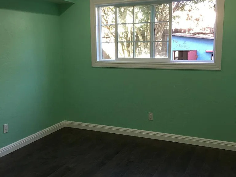 315 Monterey Rd — Photo 5