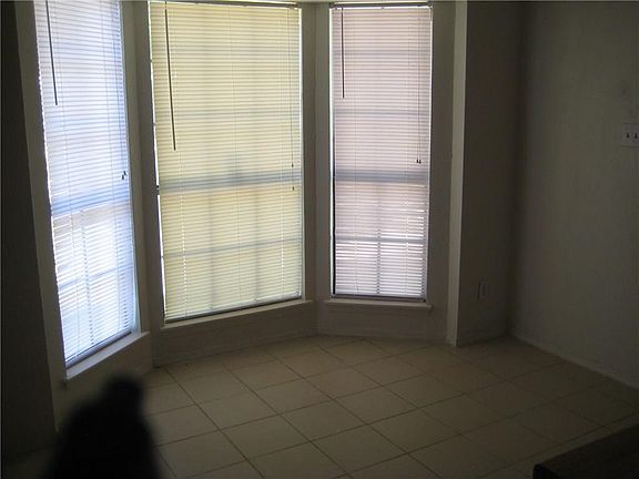 3rd image of 9509 Belinda Ln