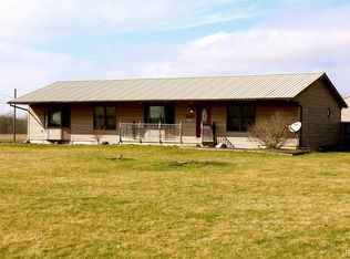 13912 S County Line Rd, Roanoke, IN 46783