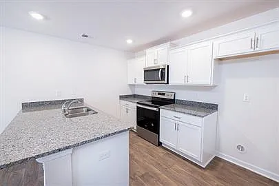 609 Oakmont Valley Trl — Photo 5