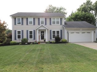 5226 Park Dr, Medina, OH