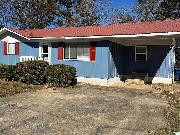 3rd image of 120 Woodland Dr