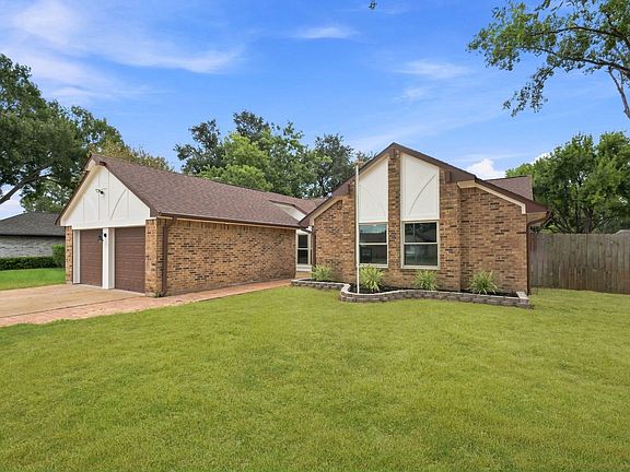 2nd image of 15131 Mulberry Meadows Dr