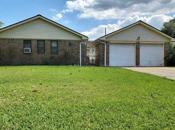 817 W Galveston St, League City, TX 77573