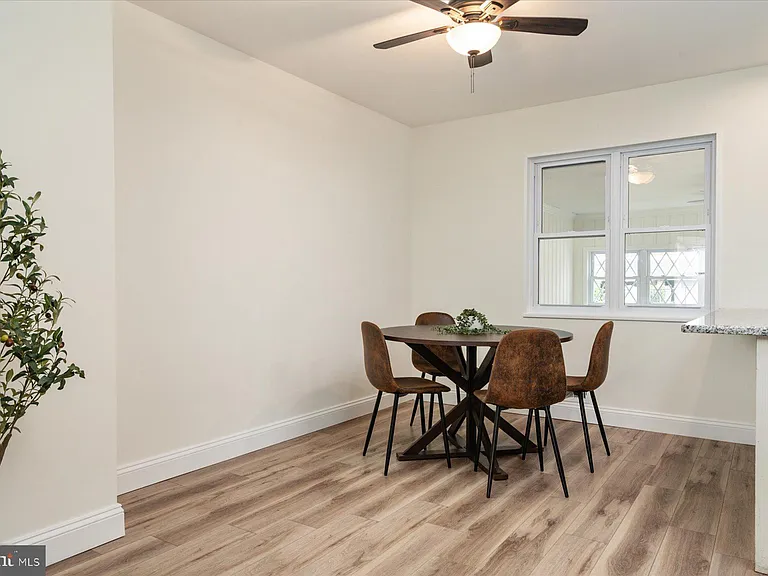 7920 Charlesmont Rd — Photo 11