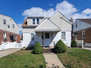 127 William St, Valley Stream, NY 11580