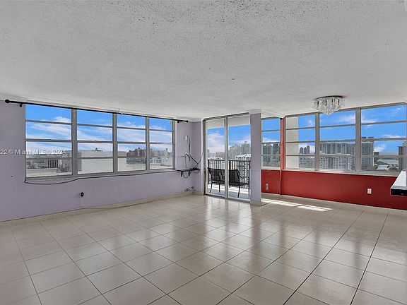 4th image of 2750 NE 183rd St APT 2509