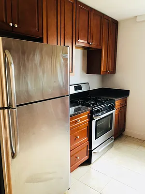 Rented by Beekman Street Realty | media 17