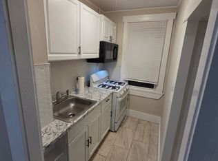 1441 Pleasant St #2, New Bedford, MA 02740